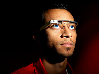Google Glass запретят в кинотеатрах Google Glass запретят в кинотеатрах