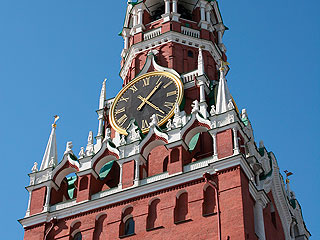 Россиянам вернули "зимнее" время Россиянам вернули "зимнее" время