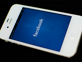 Британцы расследуют эксперимент Facebook Британцы расследуют эксперимент Facebook