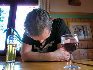 Закон о пьяном вождении рассмотрят осенью Закон о пьяном вождении рассмотрят осенью