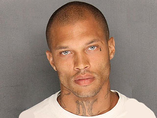 Самый сексуальный преступник стал моделью Самый сексуальный преступник стал моделью