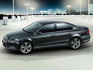 Новый VW Passat превратили в гибрид Новый VW Passat превратили в гибрид