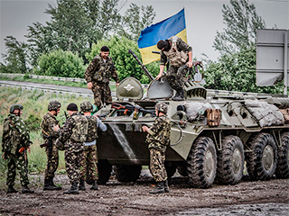 Силовики грозят Луганску и Донецку блокадой Силовики грозят Луганску и Донецку блокадой