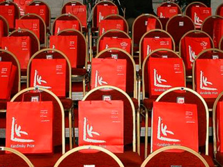 Кто получит €40 тысяч от Кандинского Кто получит €40 тысяч от Кандинского