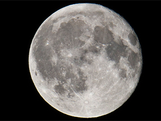 Гигантская Луна взойдет над Петербургом Гигантская Луна взойдет над Петербургом