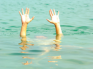 Подросток ценой жизни спас девочек Подросток ценой жизни спас девочек