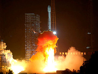 "Союз" вывел на орбиту европейские спутники "Союз" вывел на орбиту европейские спутники