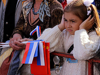 Россияне назвали своих главных врагов Россияне назвали своих главных врагов