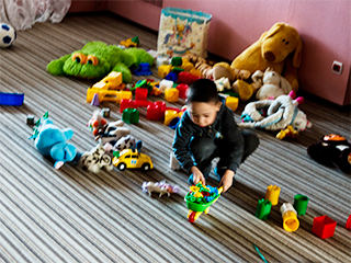 Рогозин ответил Киеву на заявление про сирот Рогозин ответил Киеву на заявление про сирот