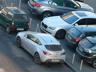 В Москве установили тысячи столбиков В Москве установили тысячи столбиков