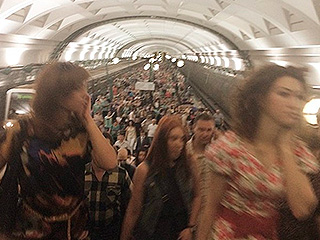 Россияне соболезнуют пострадавшим в аварии Россияне соболезнуют пострадавшим в аварии