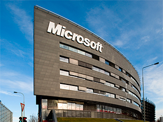 Microsoft сокращает тысячи сотрудников Microsoft сокращает тысячи сотрудников