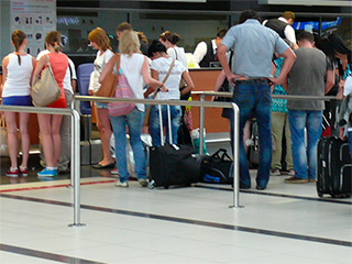 Турфирма "Нева" приостановила работу Турфирма "Нева" приостановила работу