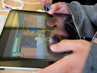 Машиниста метро застукали играющим на iPad Машиниста метро застукали играющим на iPad