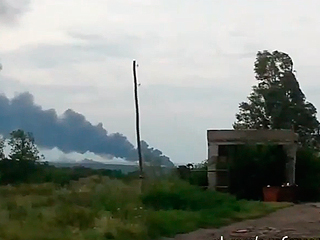 Очевидцы: Вокруг Boeing разбросаны части тел Очевидцы: Вокруг Boeing разбросаны части тел