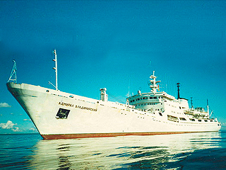 Судно России совершит кругосветное плавание Судно России совершит кругосветное плавание