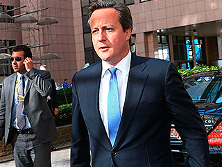 Кэмерон требует новых санкций против России Кэмерон требует новых санкций против России