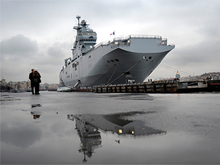 Поставки "Мистралей" в Россию под вопросом Поставки "Мистралей" в Россию под вопросом