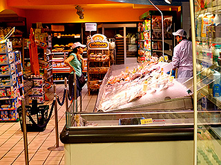 Россия вводит запрет на продукты из Украины Россия вводит запрет на продукты из Украины