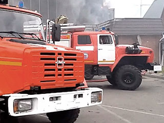 В Москве загорелась железнодорожная станция В Москве загорелась железнодорожная станция