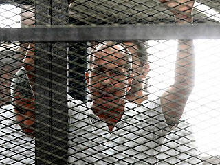 Суд обвинил журналистов в связи с дьяволом Суд обвинил журналистов в связи с дьяволом