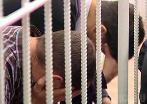 Ночью на улице Полесской в Брянске двое молодых людей ограбили прохожего