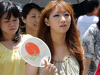 Жители Японии гибнут от жары Жители Японии гибнут от жары