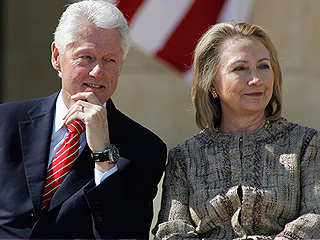 Клинтоны заработали на США больше всех Клинтоны заработали на США больше всех