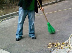 С начала года 260 брянских нарушителей получили обязательные работы