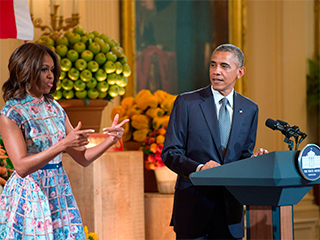 Мишель Обаму просят воспитать мужа Мишель Обаму просят воспитать мужа