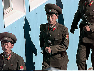 КНДР грозит США ядерным ударом КНДР грозит США ядерным ударом