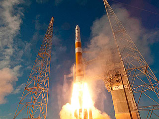 США запустили два спутника-шпиона США запустили два спутника-шпиона