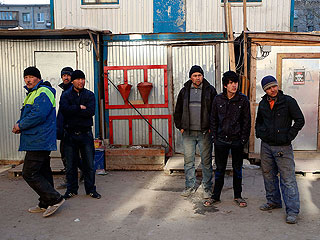 Россию ждет поток мигрантов из Таджикистана Россию ждет поток мигрантов из Таджикистана