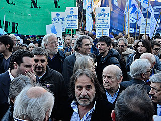 На Аргентину обрушился дефолт На Аргентину обрушился дефолт