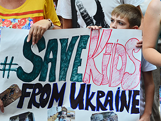 Дети Донбасса просят о мире Дети Донбасса просят о мире