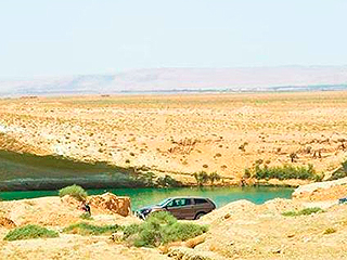 В Тунисе в центре пустыни появилось озеро В Тунисе в центре пустыни появилось озеро