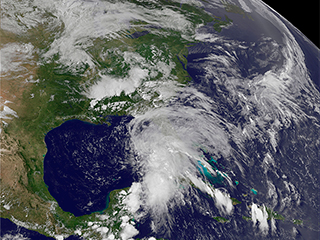 Два советских спутника упадут на Землю Два советских спутника упадут на Землю