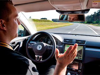 На дорогах Британии появятся беспилотники На дорогах Британии появятся беспилотники