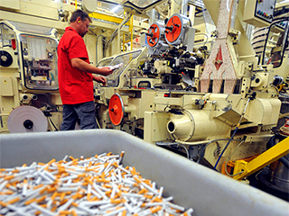 За табачными компаниями усилят контроль За табачными компаниями усилят контроль