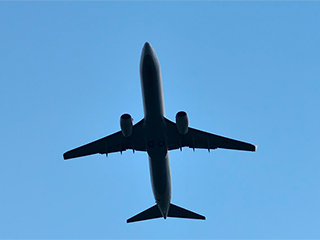 Москва закрыла небо украинским самолетам Москва закрыла небо украинским самолетам