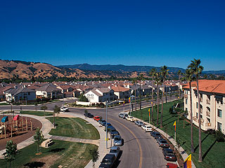 Средний класс в США обеднел на 20% Средний класс в США обеднел на 20%