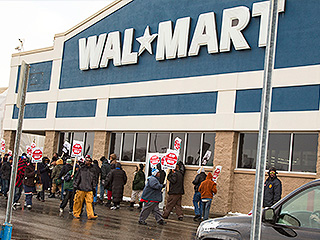 Wal-Mart продавал в Китае просроченное мясо Wal-Mart продавал в Китае просроченное мясо