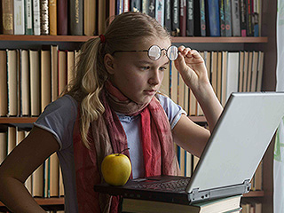 Девочка нашла способ борьбы с "троллями" Девочка нашла способ борьбы с "троллями"