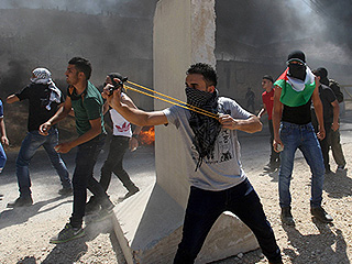 Детей отправили в Газу чтобы отучить от игр Детей отправили в Газу чтобы отучить от игр