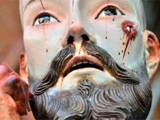 У статуи Христа нашли человеческие зубы У статуи Христа нашли человеческие зубы