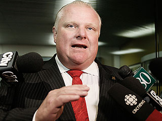 Скандальному мэру Торонто угрожали взрывом Скандальному мэру Торонто угрожали взрывом