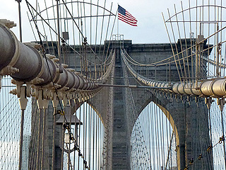 Художники в США вывесили белые флаги Художники в США вывесили белые флаги