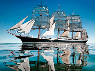 Швеция приняла парусник России за военный Швеция приняла парусник России за военный