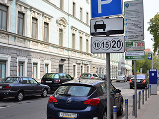 Зону платной парковки расширили на 67 улиц Зону платной парковки расширили на 67 улиц