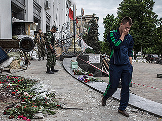 Москва спасет Украину от "кровавого хаоса" Москва спасет Украину от "кровавого хаоса"